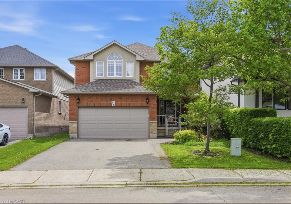 84-duncairn-crescent-hamilton-ontario-40842940