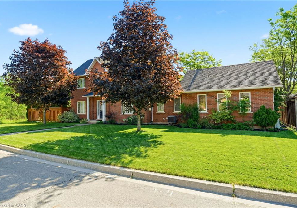 1745-creek-way-burlington-ontario-40842959