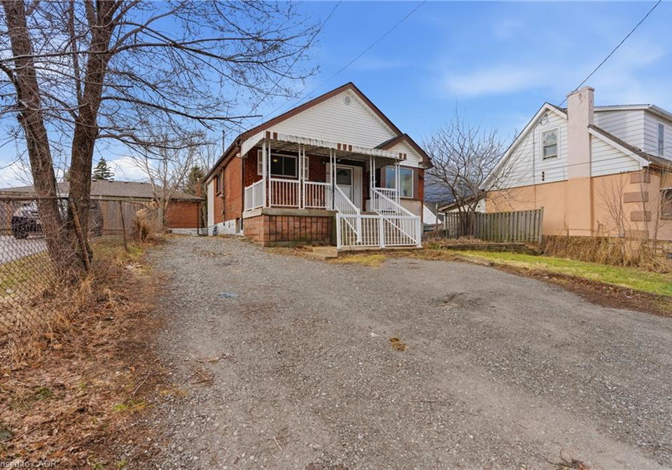 880-lawrence-road-hamilton-ontario-40842964