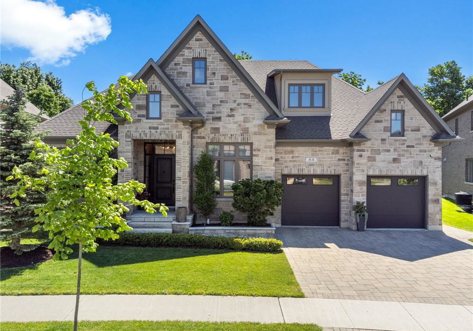 44-pioneer-ridge-drive-kitchener-ontario-40842972