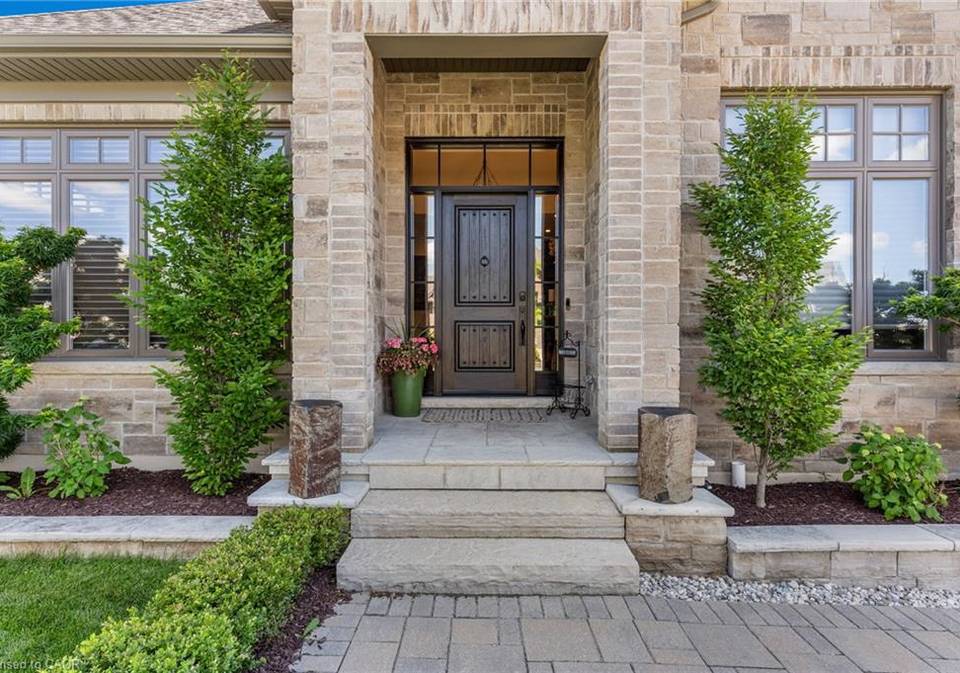44-pioneer-ridge-drive-kitchener-ontario-40842972