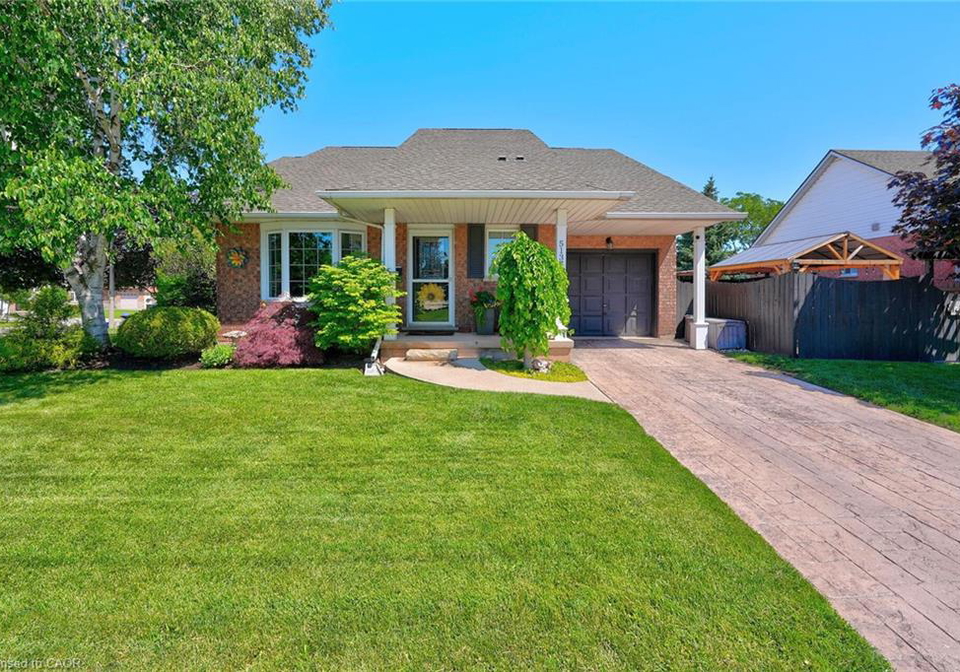 5137-hawthorn-drive-lincoln-ontario-40842975