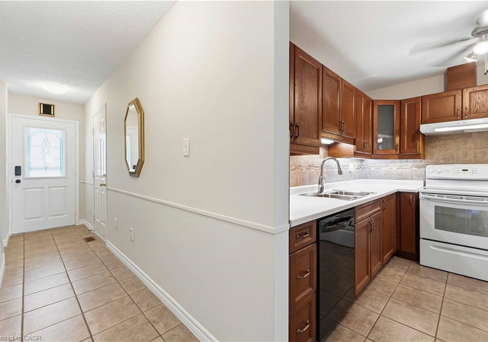 1396-upper-ottawa-street-hamilton-ontario-40842992