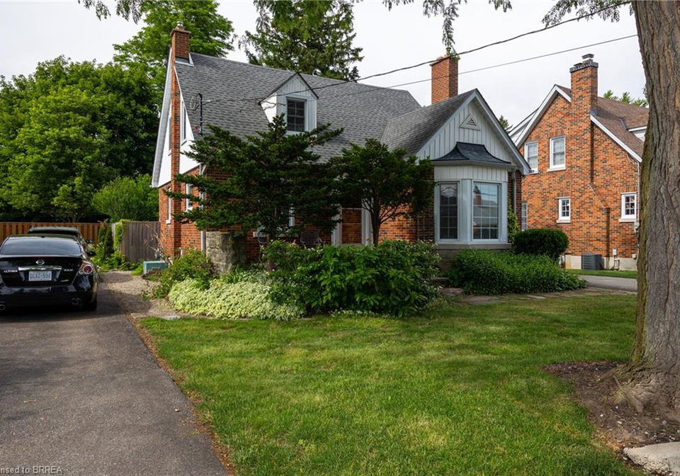 21-baldwin-avenue-brantford-ontario-40842996