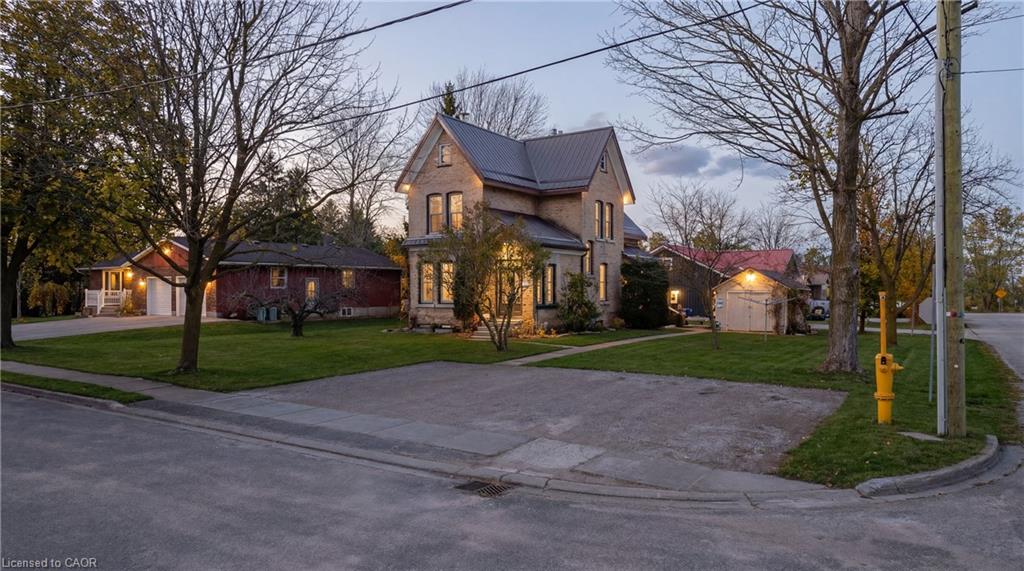 19-adam-street-seaforth-ontario-40843016