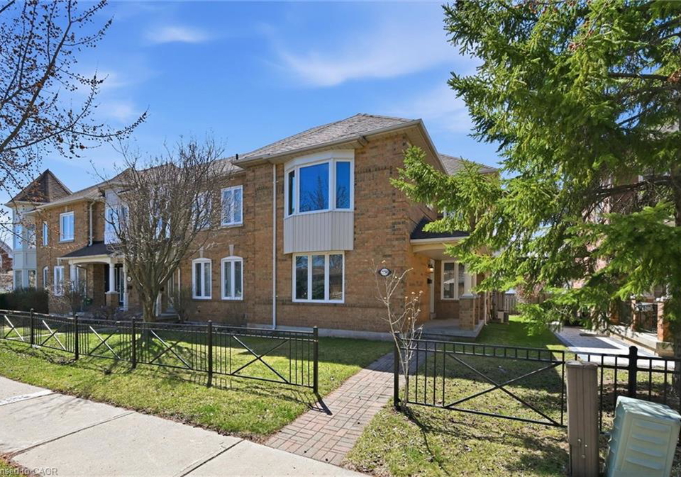 2150-fourth-line-oakville-ontario-40843026