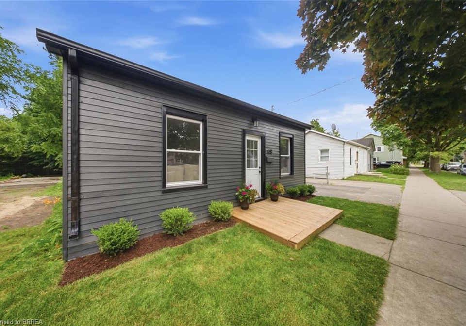 49-pearl-street-brantford-ontario-40843031