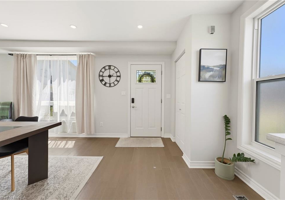 93-patterson-street-simcoe-ontario-40843046