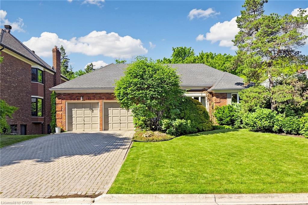 17-flanders-drive-waterdown-ontario-40843052