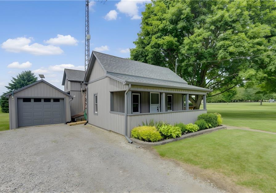 1453-norfolk-county-rd19w-vanessa-ontario-40843062
