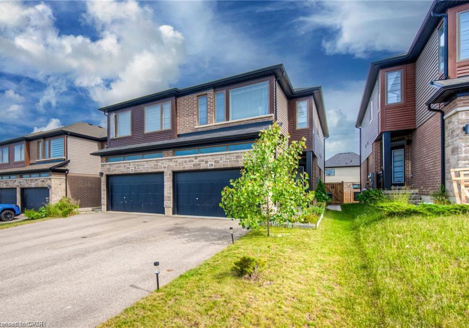 19-baker-lane-paris-ontario-40843072