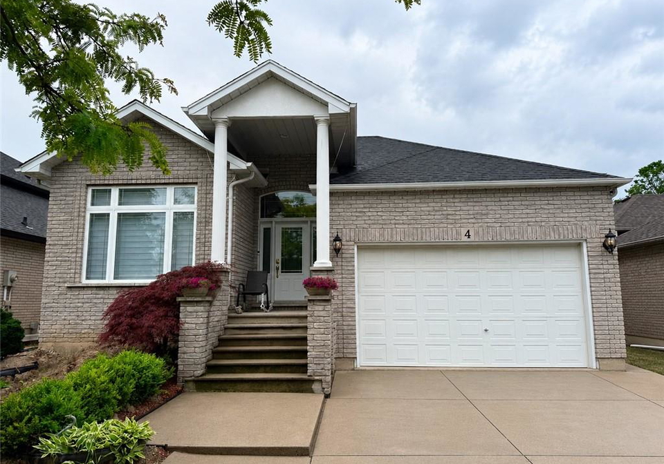 4-waterside-drive-hamilton-ontario-40843076