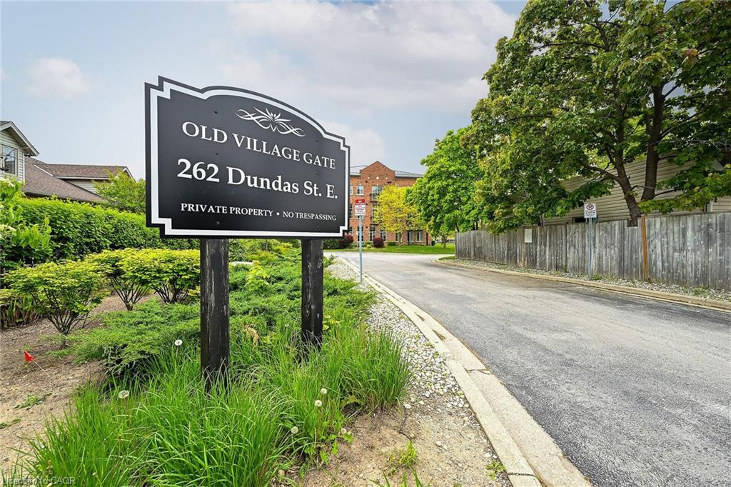 262-dundas-street-e-waterdown-ontario-40843093