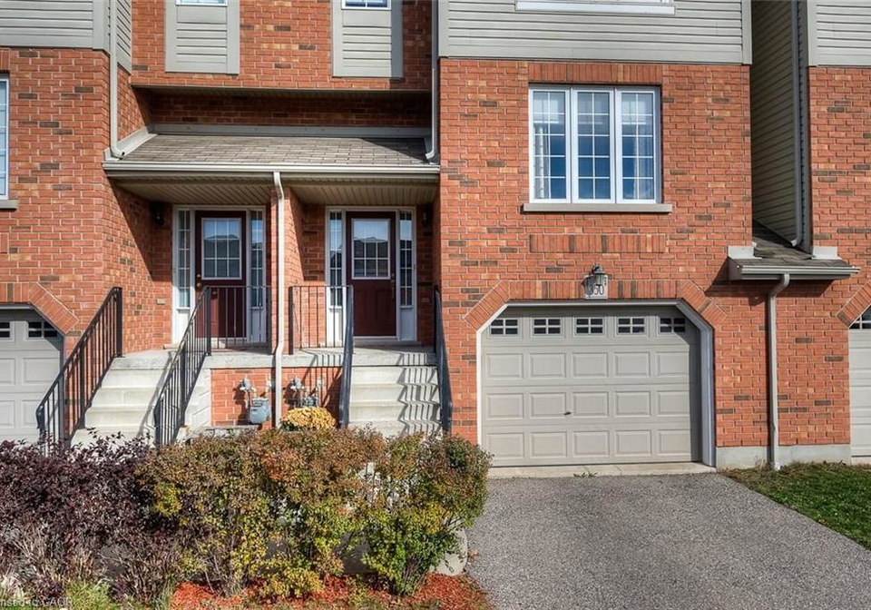 350-dearborn-boulevard-waterloo-ontario-40843094