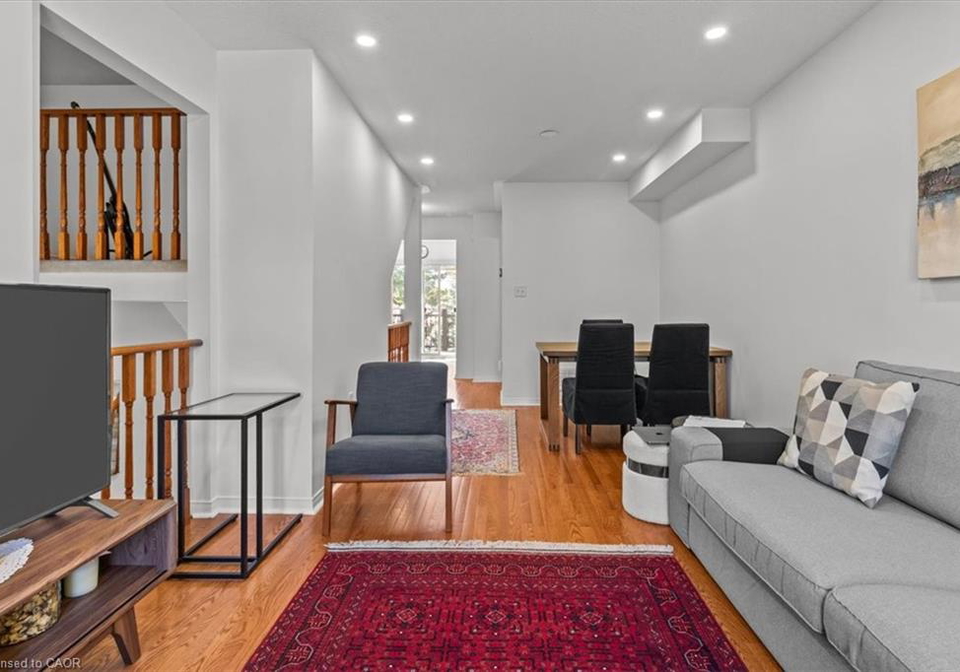 373-fairgate-way-oakville-ontario-40843127