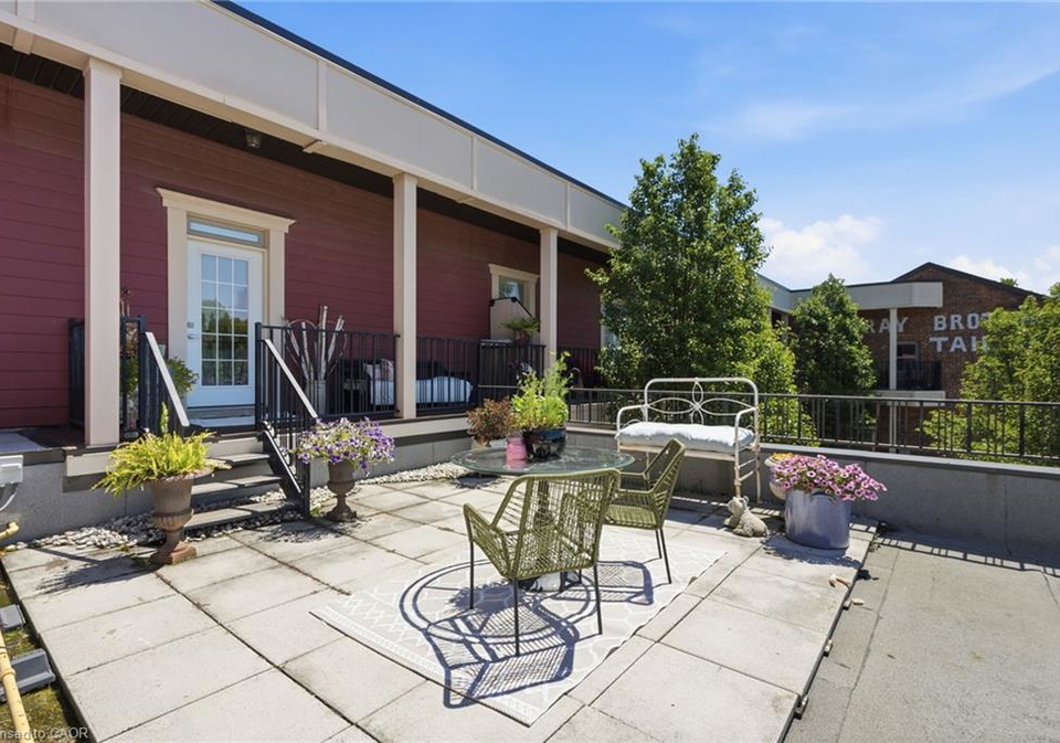 3710-main-street-niagara-falls-ontario-40843133