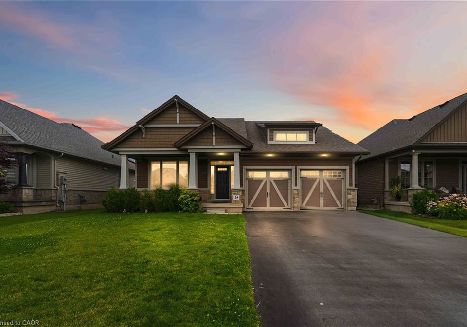 9-efthemio-court-smithville-ontario-40843138