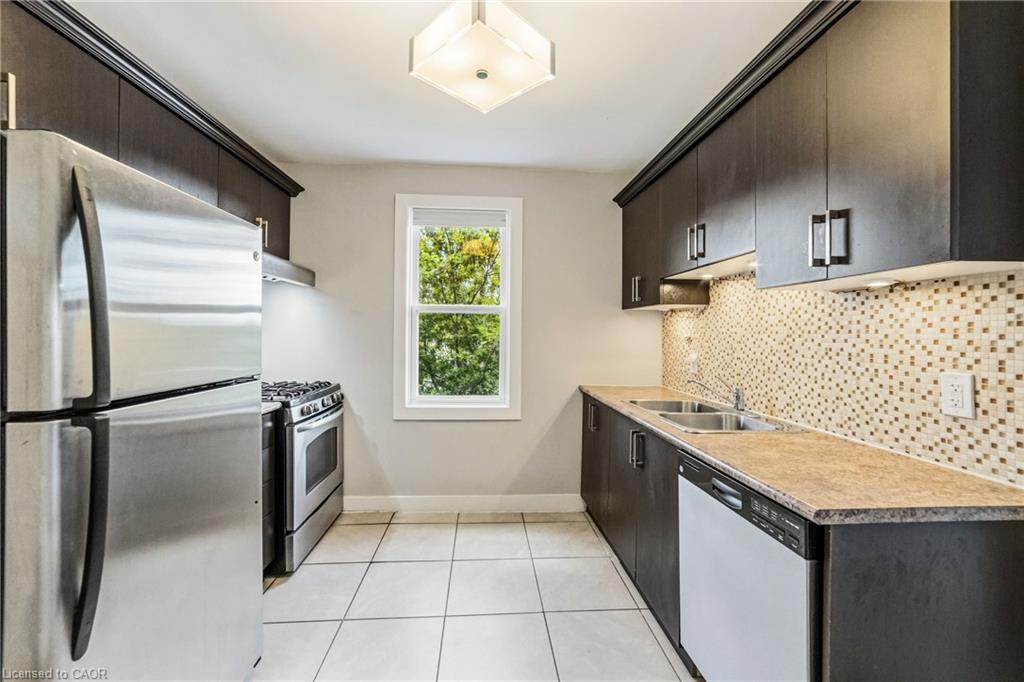 1544-king-street-e-hamilton-ontario-40843156