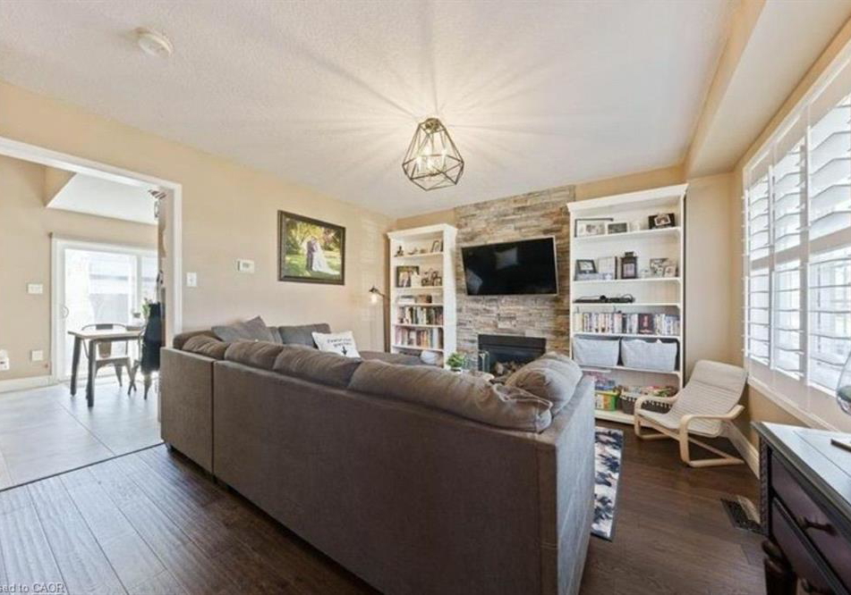 83-osborn-avenue-brantford-ontario-40843161