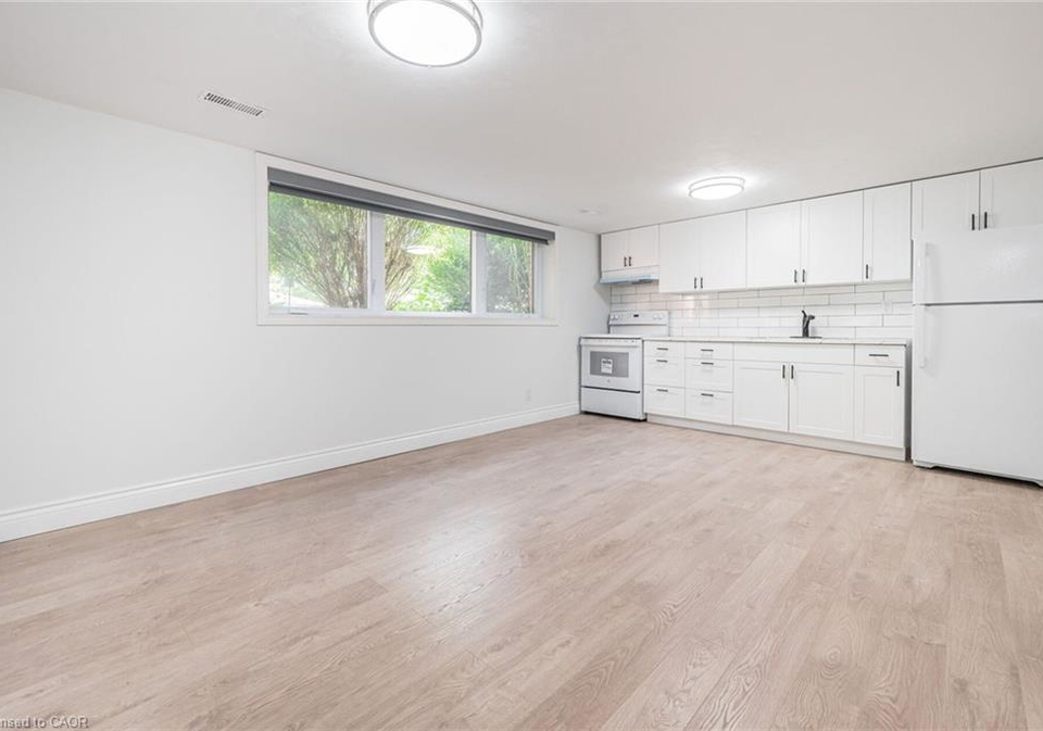 58-cyprus-drive-kitchener-ontario-40843163