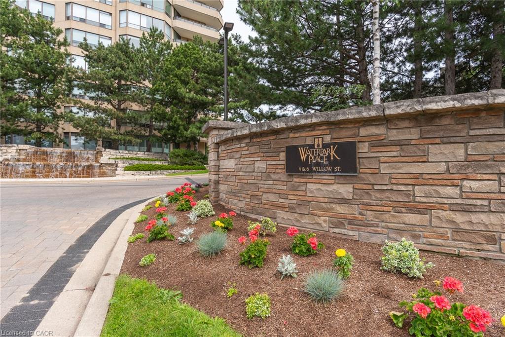 6-willow-street-waterloo-ontario-40843175