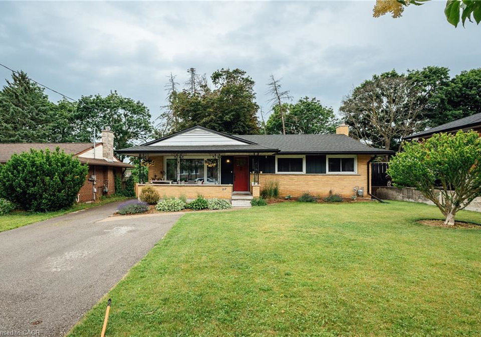 217-dixon-street-kitchener-ontario-40843210