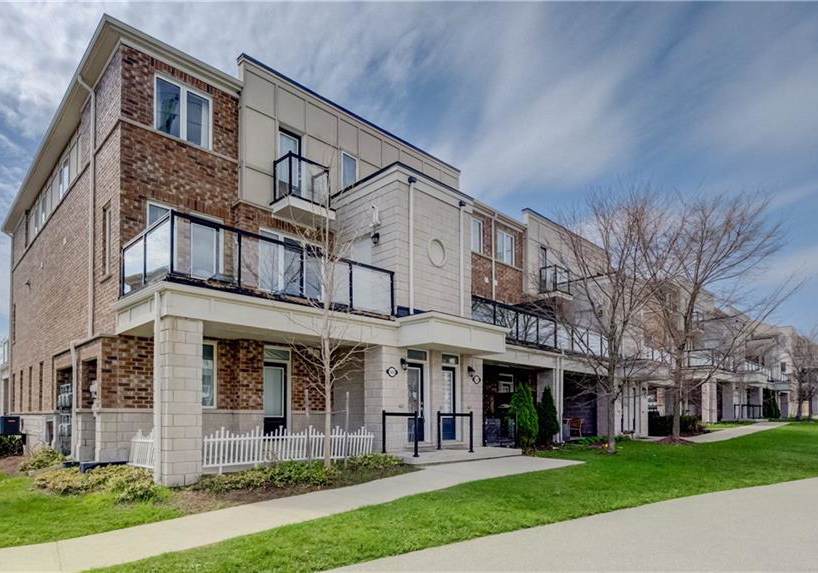 142-daylily-lane-kitchener-ontario-40843213