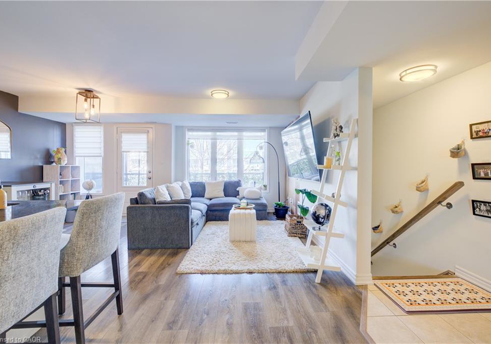 142-daylily-lane-kitchener-ontario-40843213
