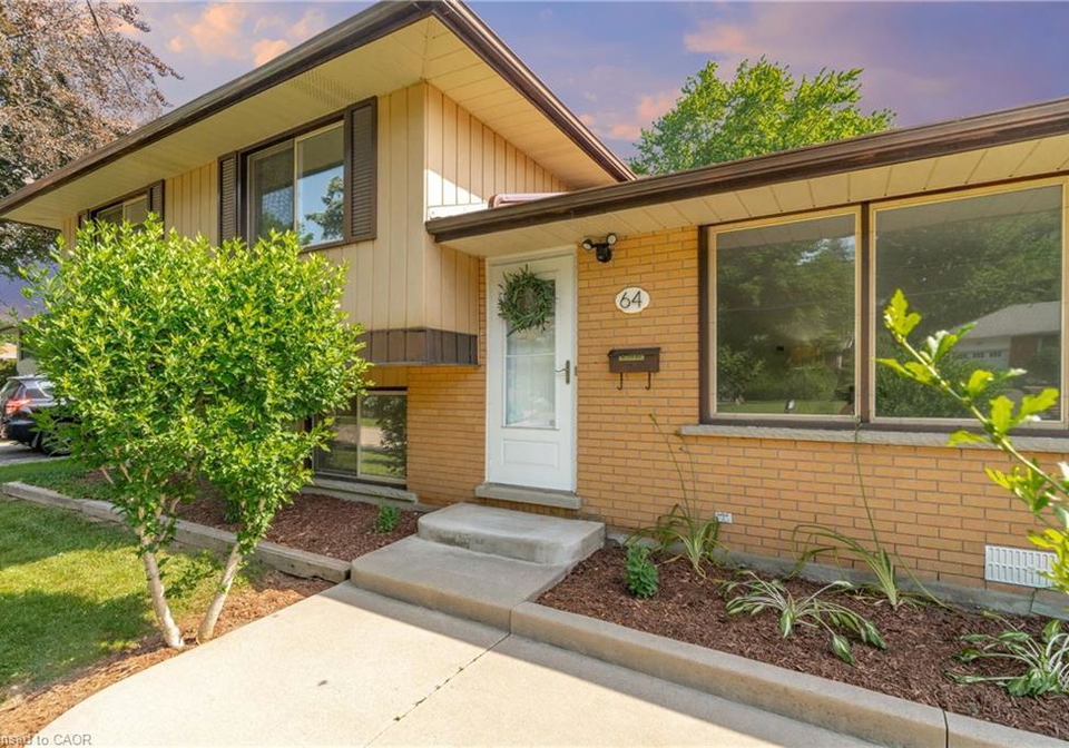64-warren-road-kitchener-ontario-40843218