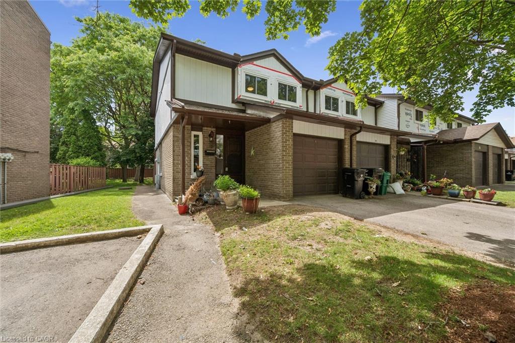 46-cedarwoods-crescent-kitchener-ontario-40843223