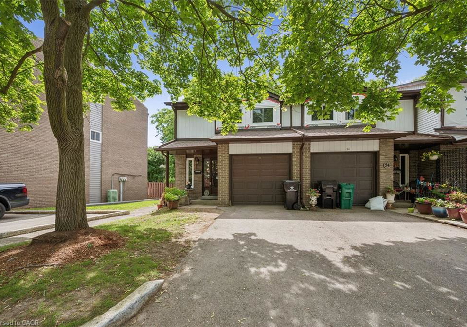 46-cedarwoods-crescent-kitchener-ontario-40843223