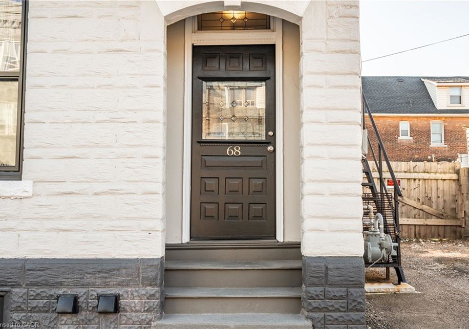 70-robert-street-hamilton-ontario-40843236