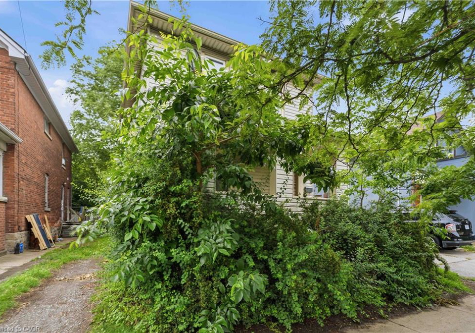 107-lake-street-st-catharines-ontario-40843238