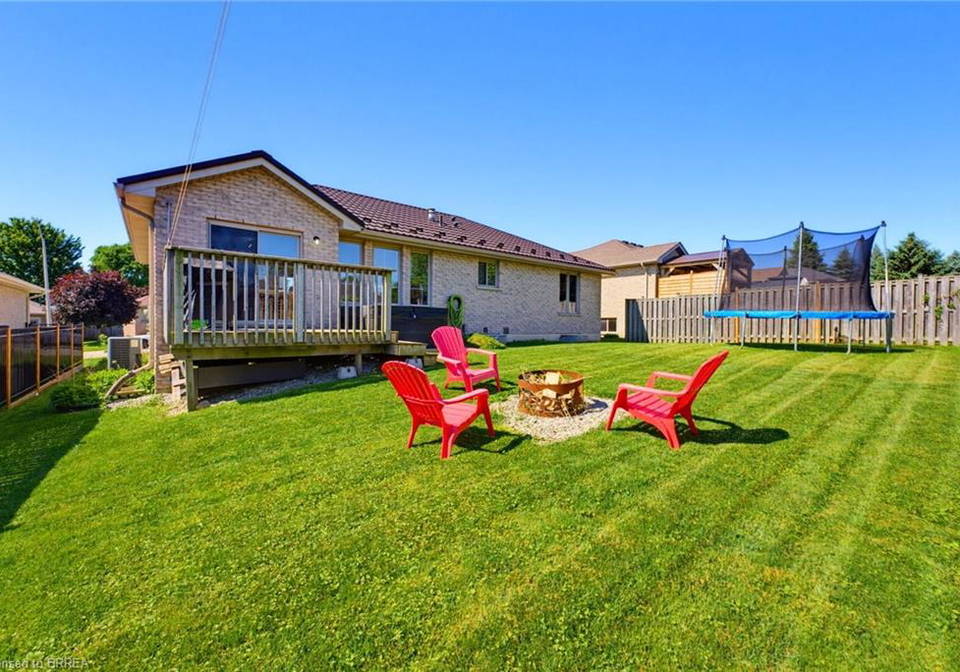 21-mansfield-drive-st-george-ontario-40843244