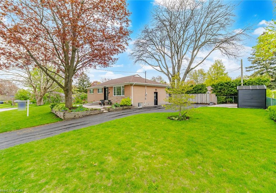 1376-royal-drive-burlington-ontario-40843250