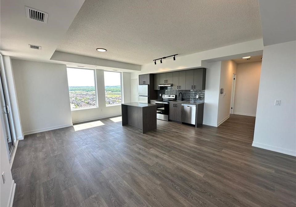 4878-powers-common-burlington-ontario-40843256