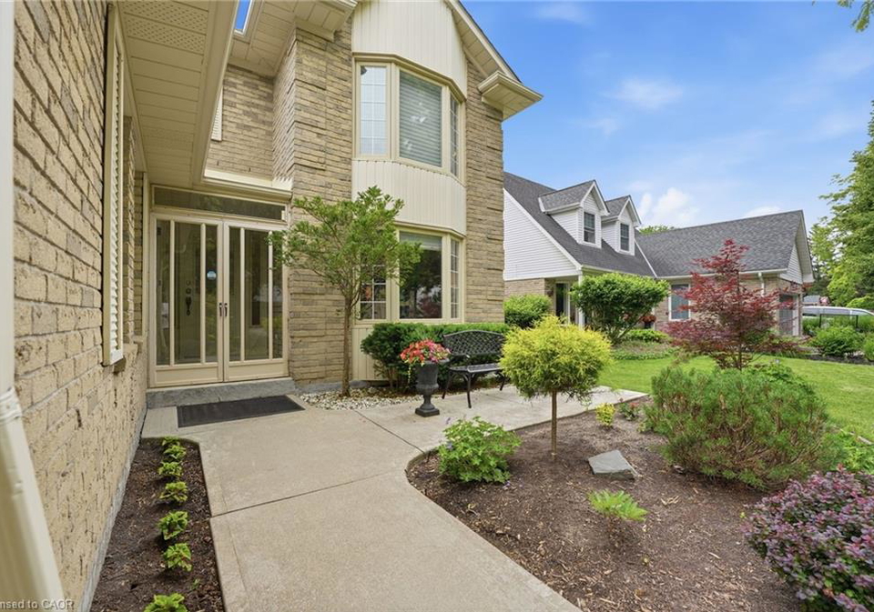 44-forestview-drive-dundas-ontario-40843264