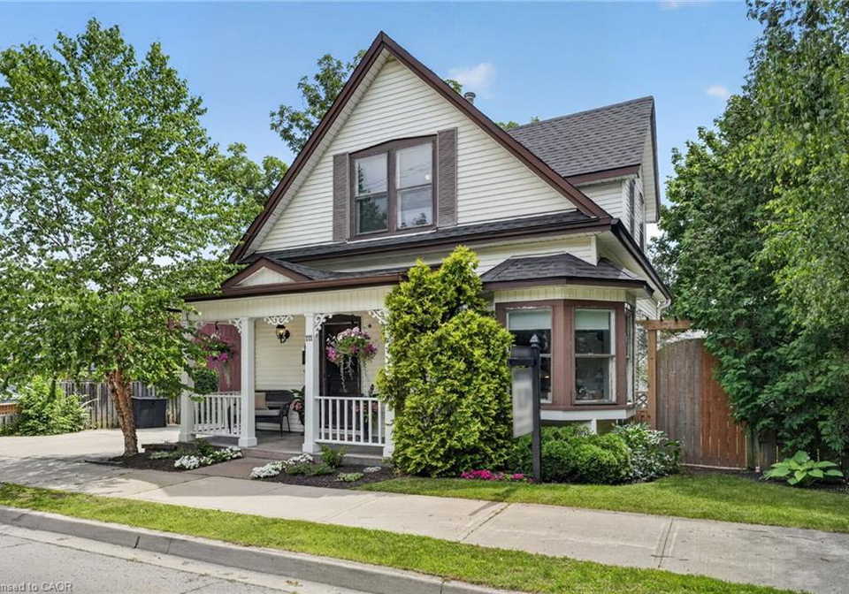 111-main-street-w-grimsby-ontario-40843281