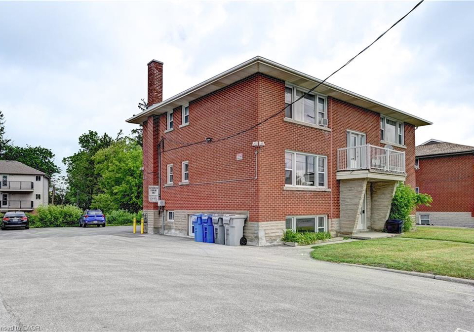 0-1230-queens-boulevard-kitchener-ontario-40843298