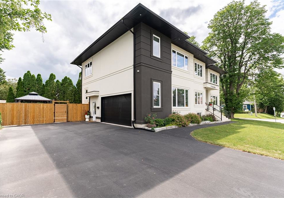 22-lake-street-grimsby-ontario-40843313