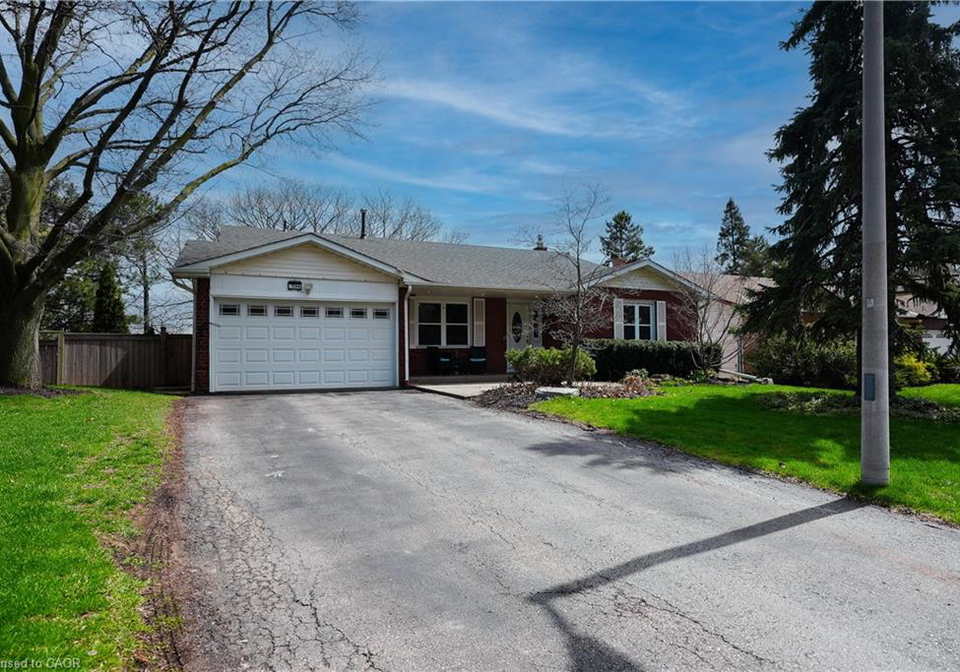 1266-lakeview-drive-oakville-ontario-40843331