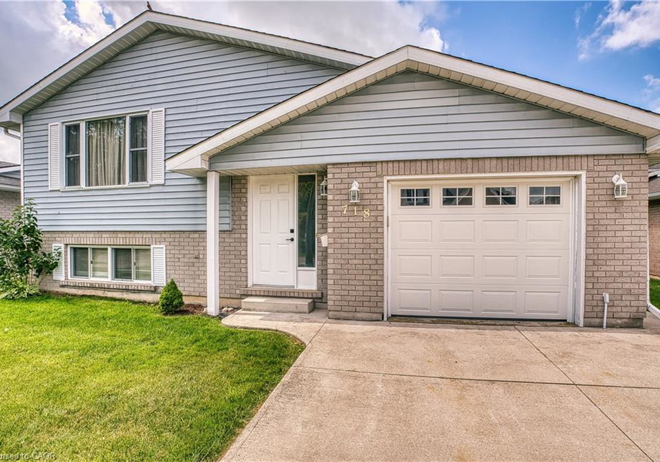 718-edgar-street-w-listowel-ontario-40843340