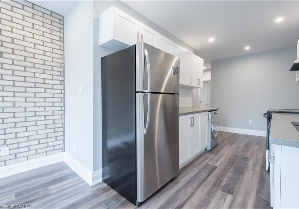 303-barton-street-e-hamilton-ontario-40843354