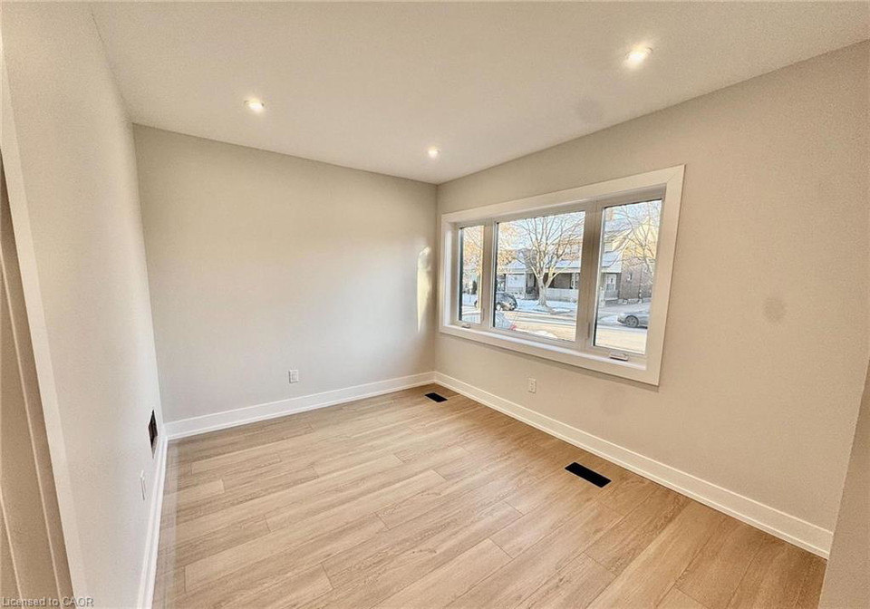 246-marlborough-street-unit-1-brantford-ontario-40843361
