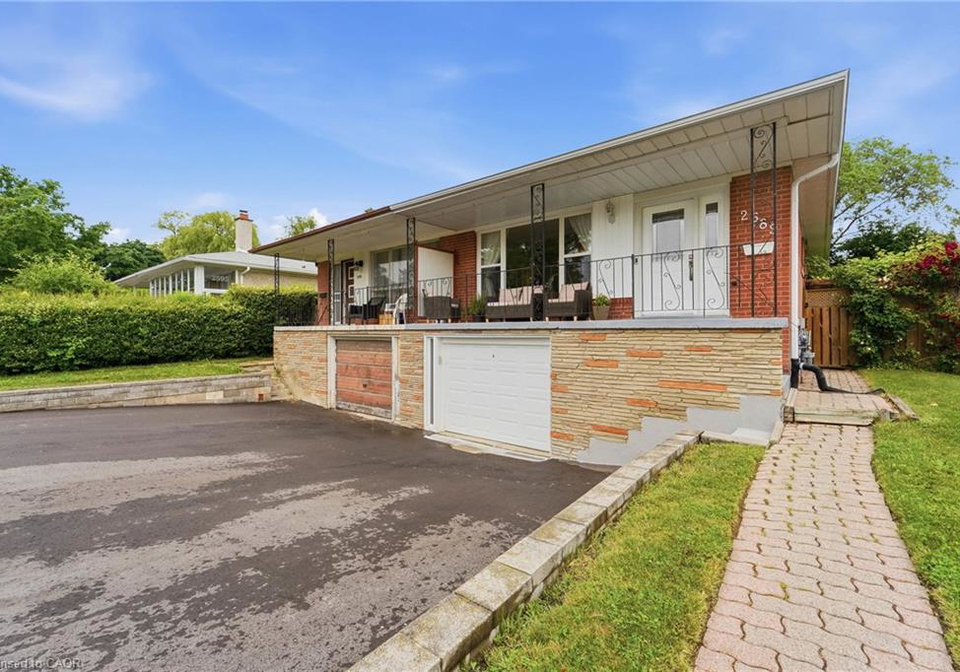 2589-lundigan-drive-mississauga-ontario-40843416