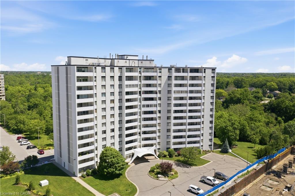 15-towering-heights-boulevard-st-catharines-ontario-40843419