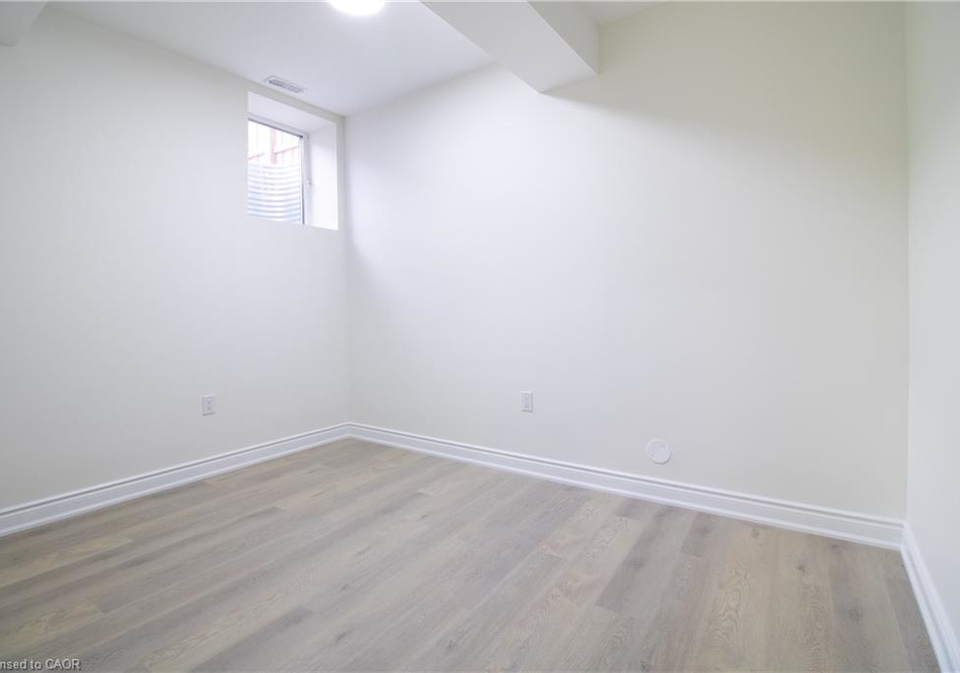 55-william-dunlop-street-kitchener-ontario-40843450