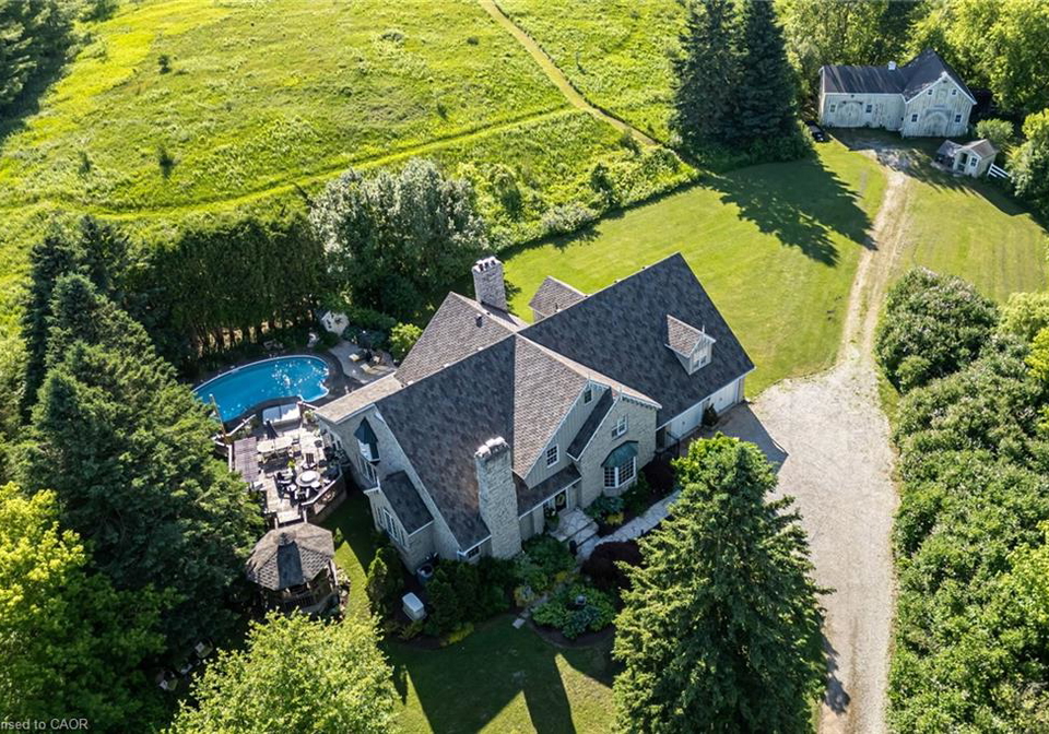 2134-maplewood-road-st-clements-ontario-40843452