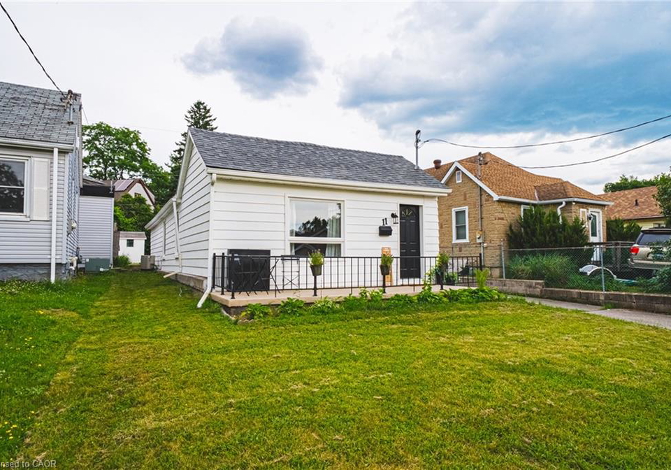 11-broadview-avenue-cambridge-ontario-40843501