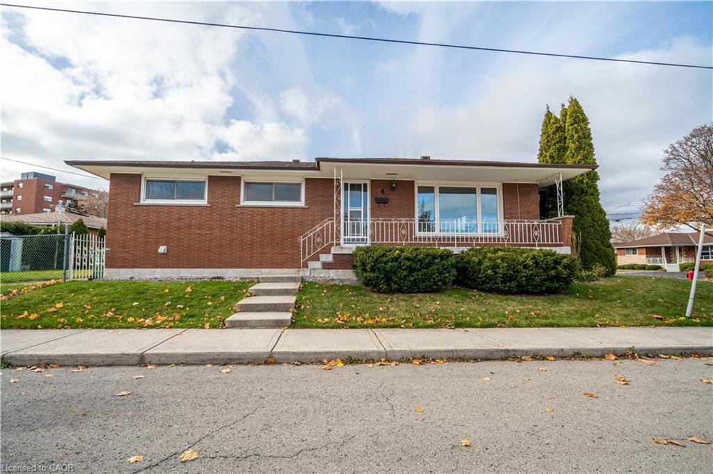 4-starlight-court-hamilton-ontario-40843505